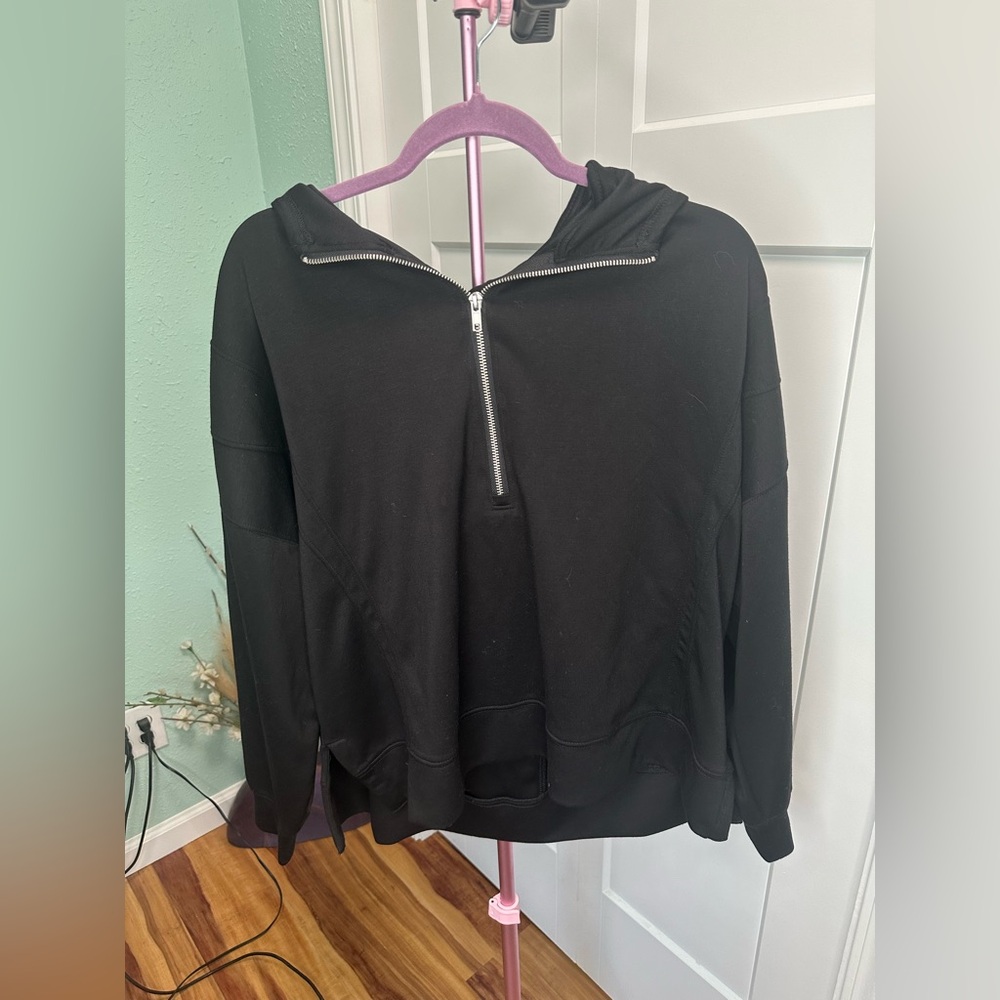 torrid size 0 black oversized hoodie NWOT